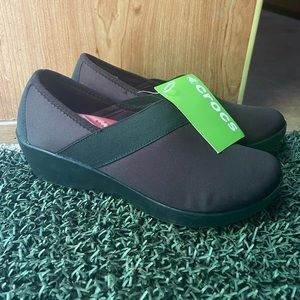 Crocs Busy Day Stretch Asym Wedge 8 New